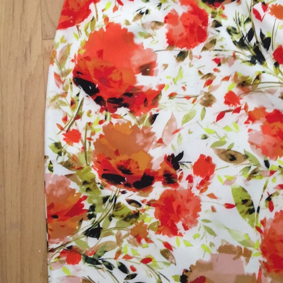 Jones Studio - Picture 4 of 8